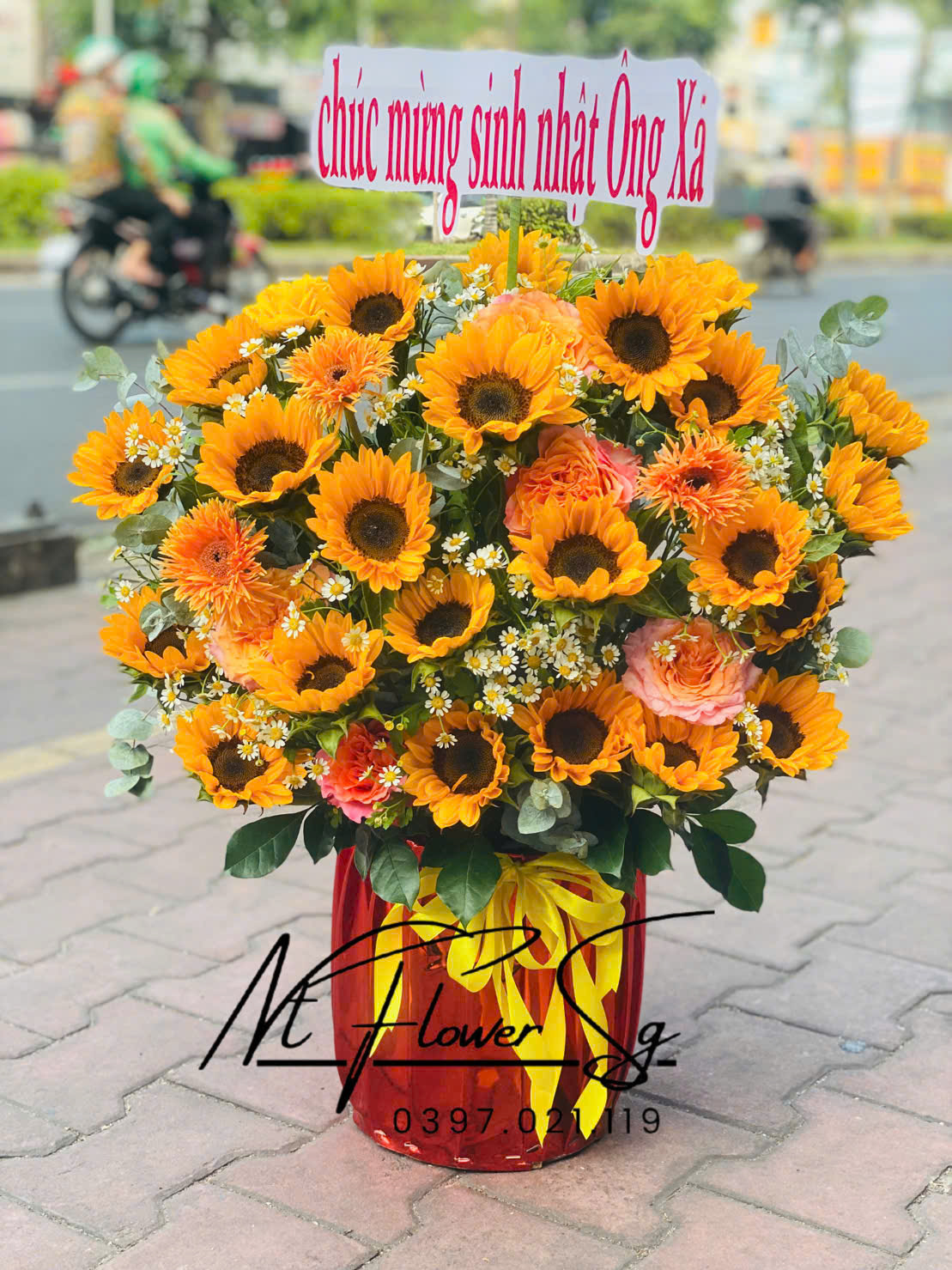 Ý nghĩa về giỏ và bó hoa Hướng Dương