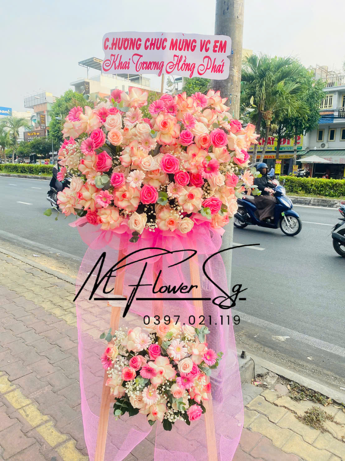 Kệ hoa khai trương 019