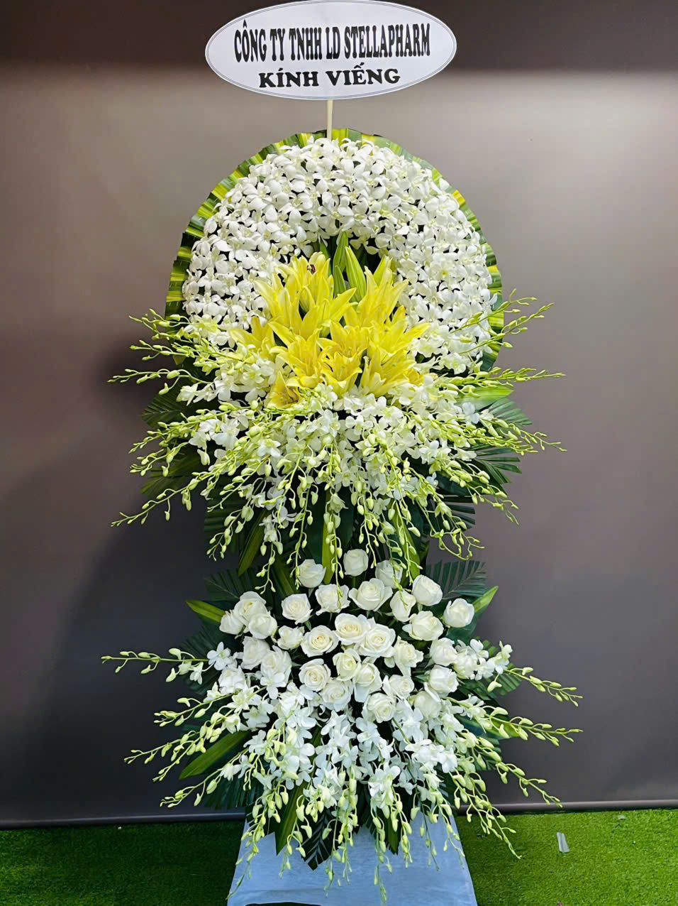 Hoa viếng đám tang 054