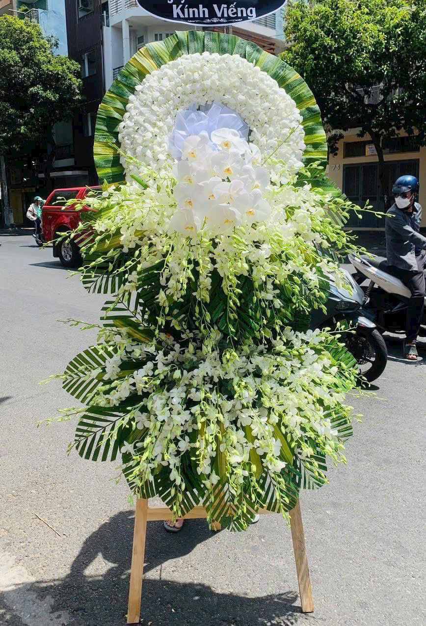 Hoa viếng đám tang 059