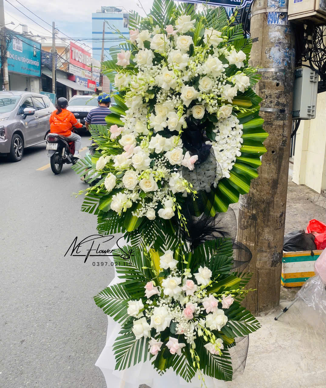 Hoa viếng đàm tang 078