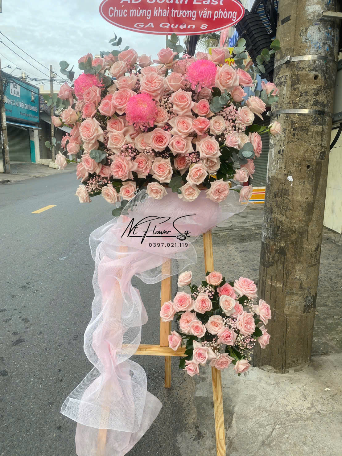 Kệ hoa khai trương 033