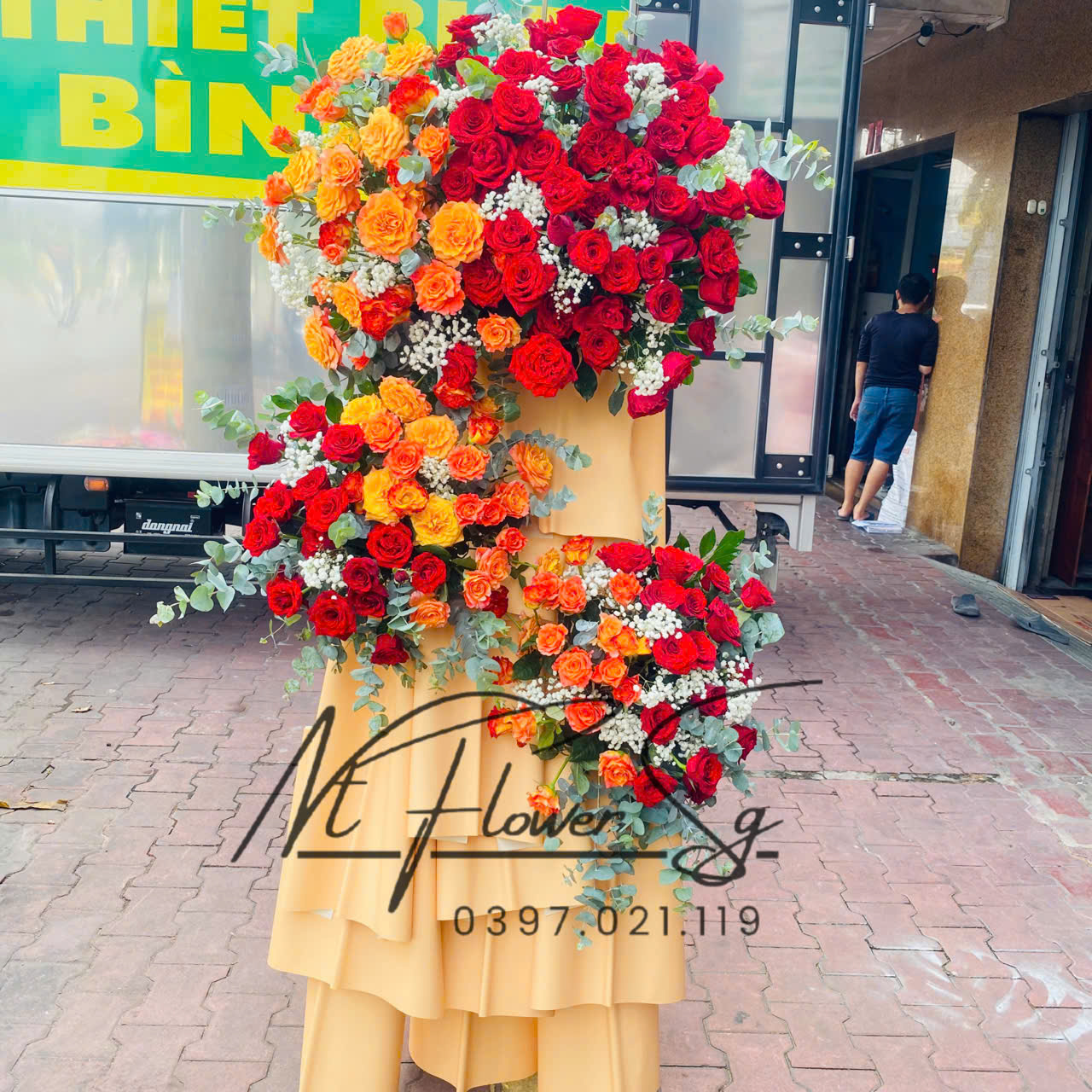 Kệ hoa khai trương 039