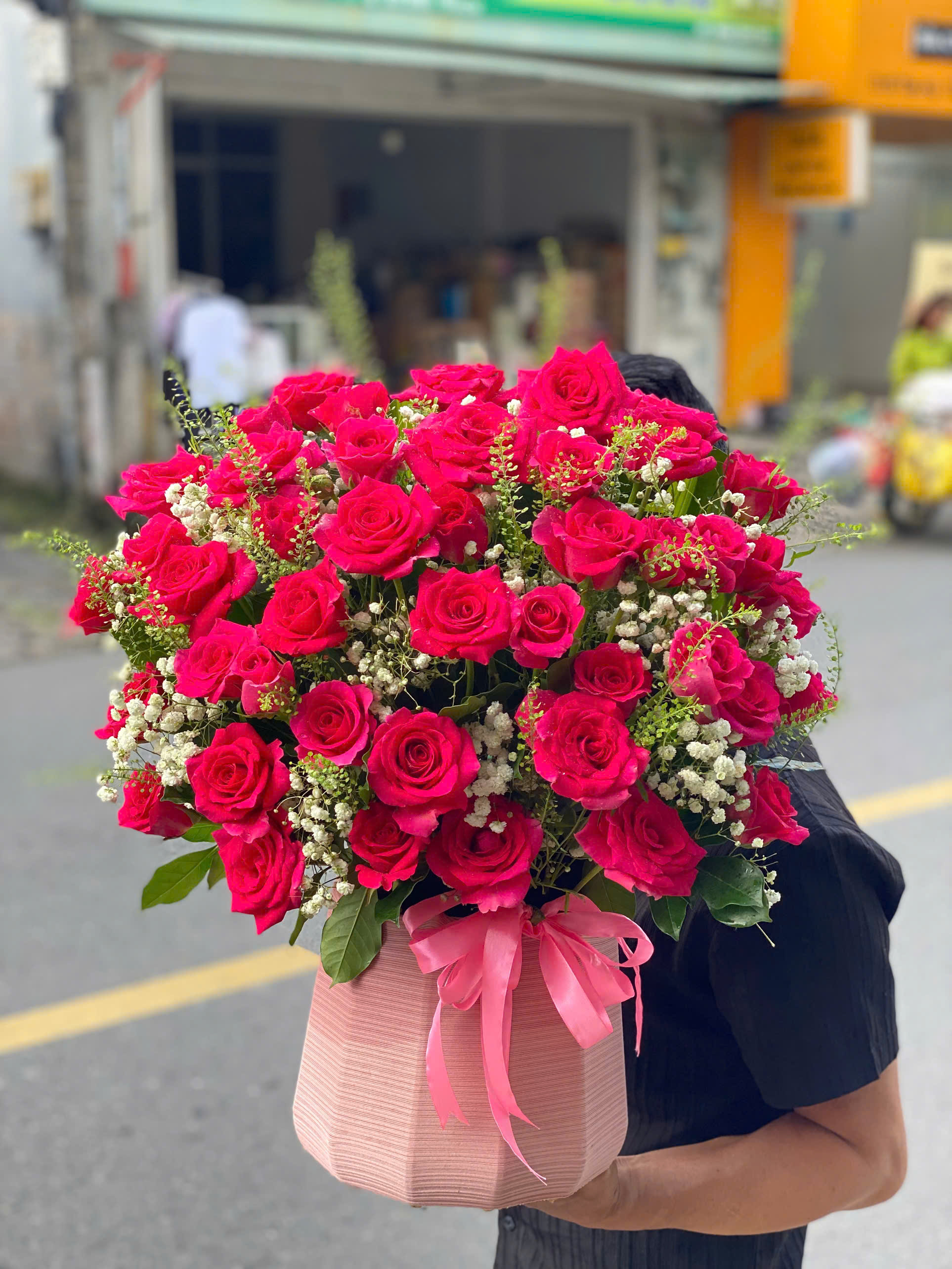 Giỏ Hoa chúc mừng 0106