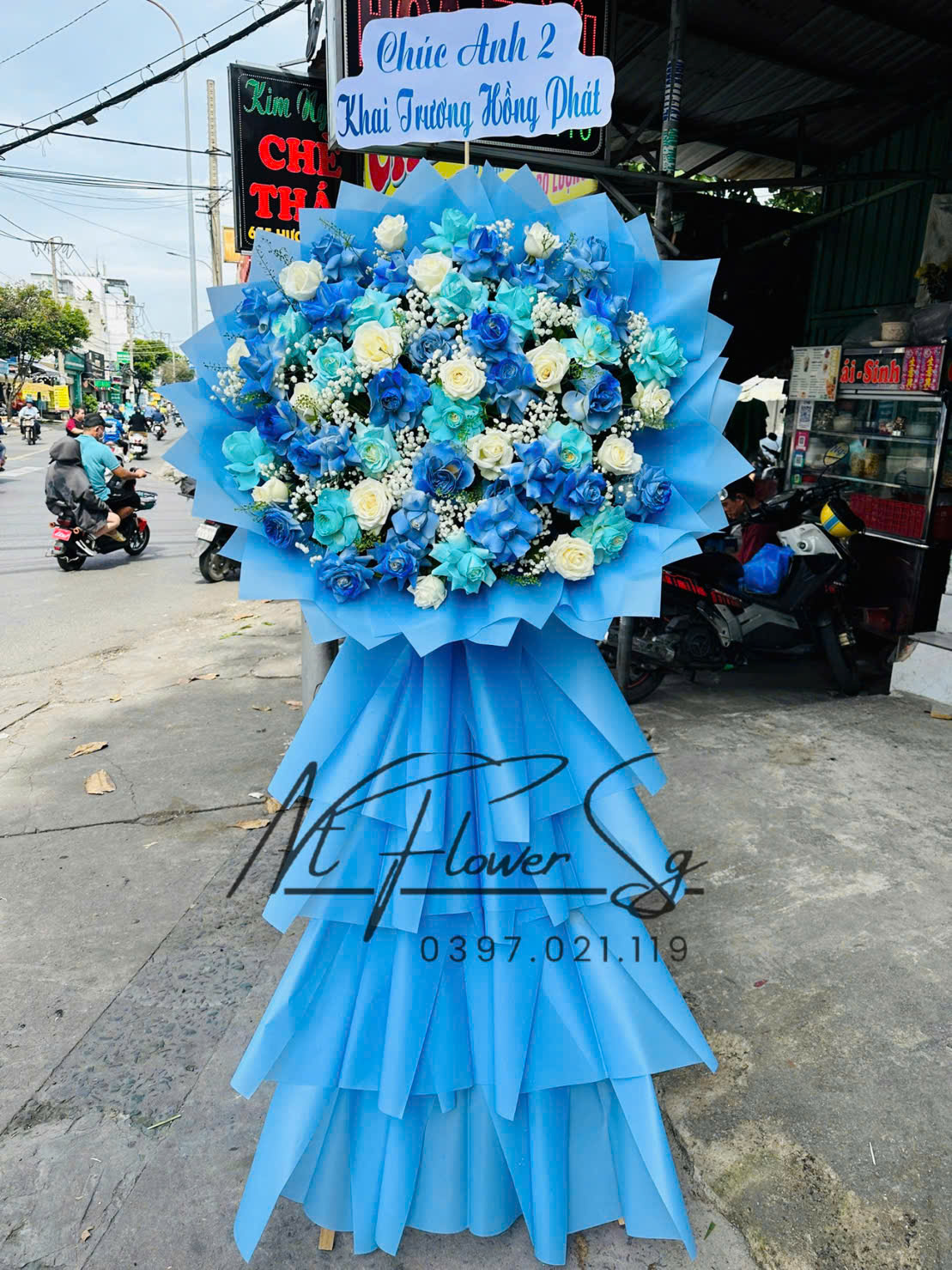 Kệ hoa khai trương023