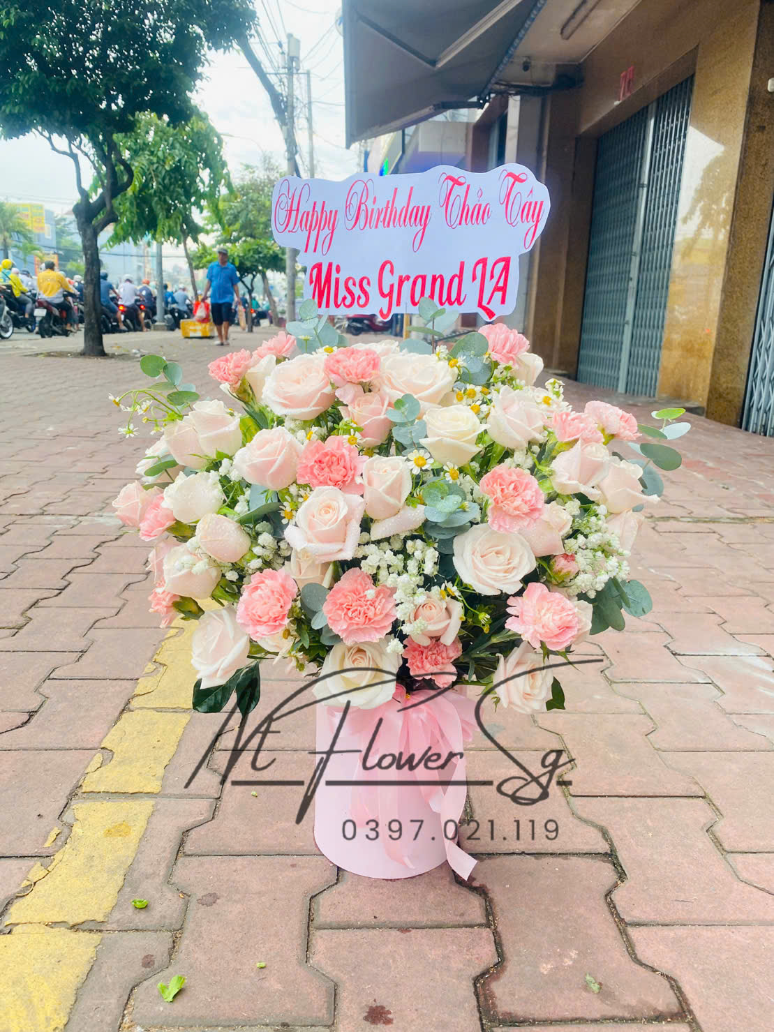 Giỏ Hoa tươi 056