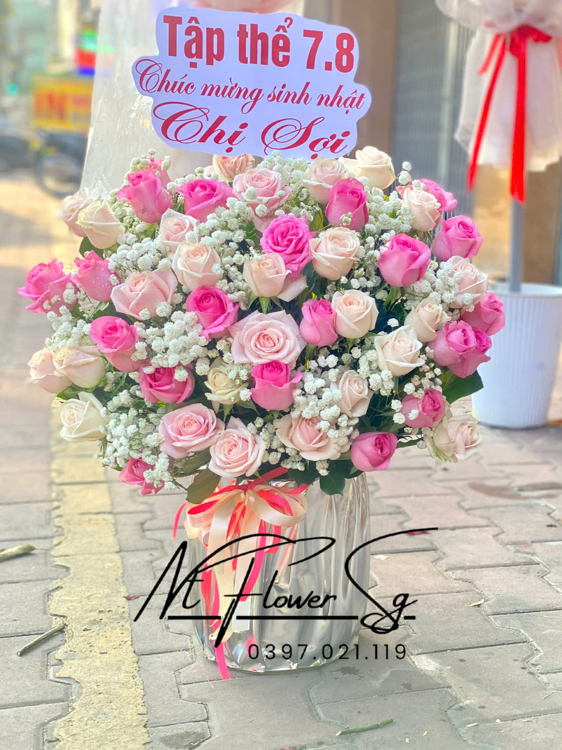 Giỏ hoa tươi 8/3 03