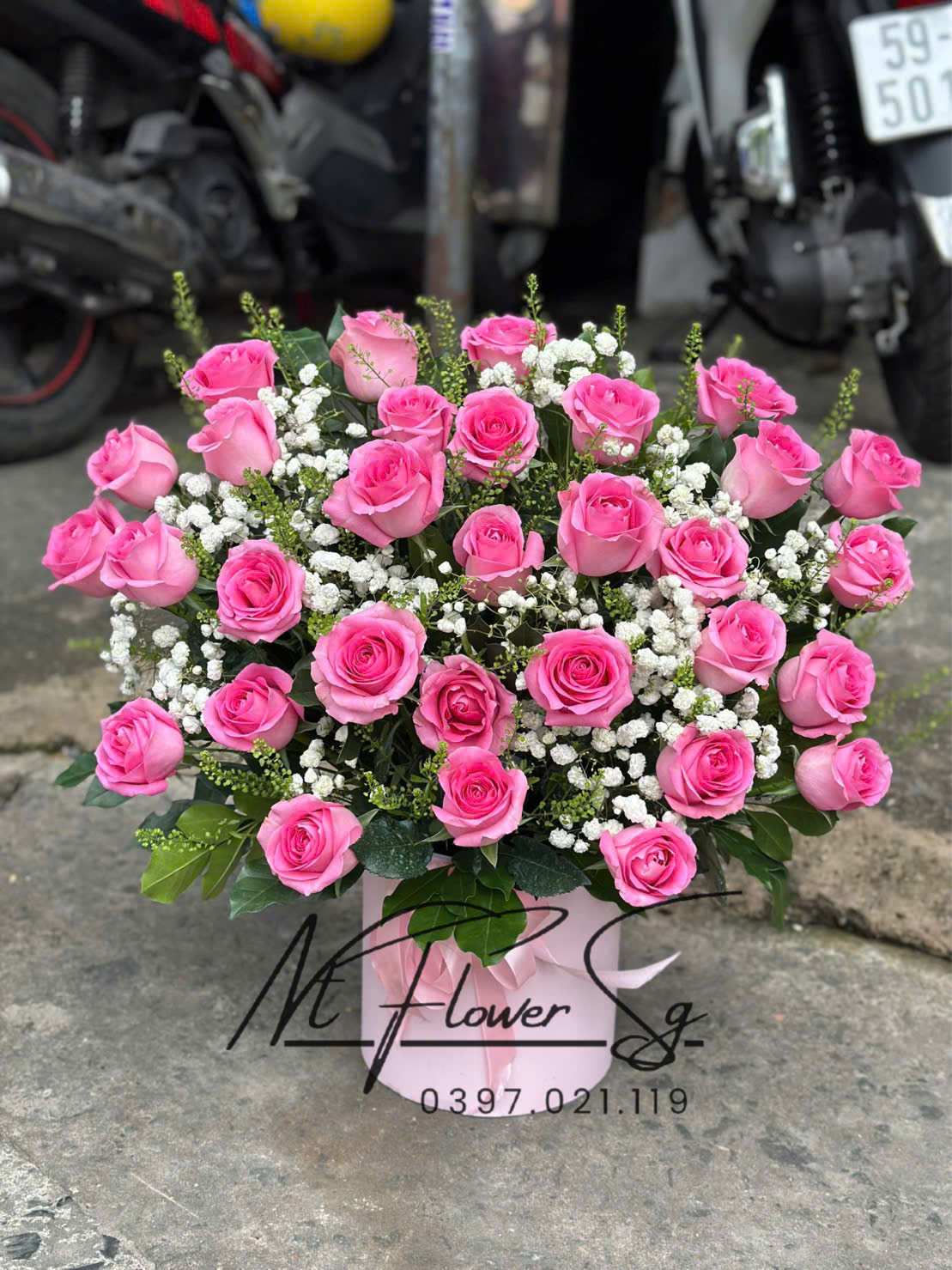 Giỏ hoa tươi 8/3 23